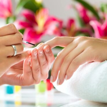 Manicure